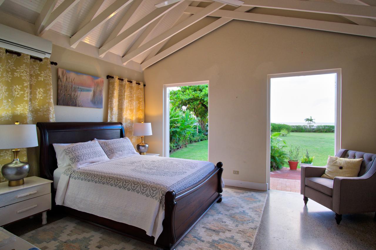 Sunspot Villa Runaway Bay Exterior photo